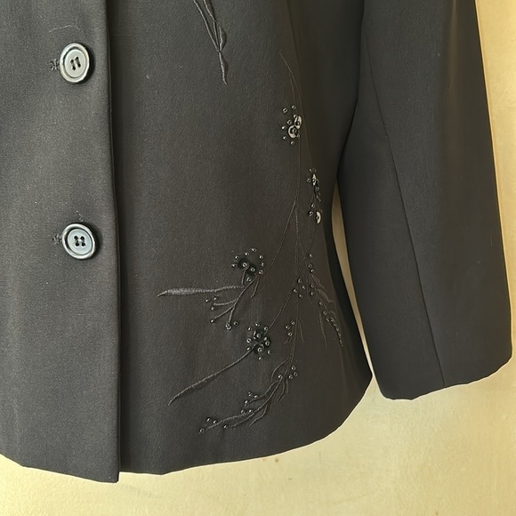Uniform by John Paul Richard black embellished blazer size 6 - Picture 3 of 8